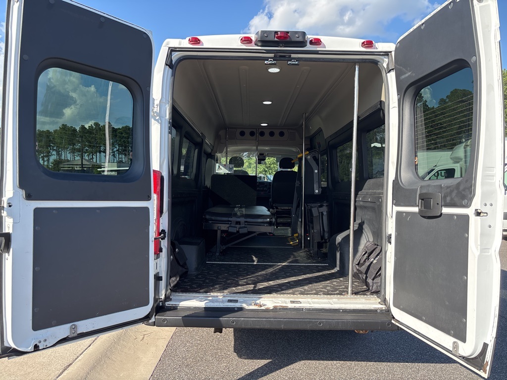 2019 Ram 3500 photo 13
