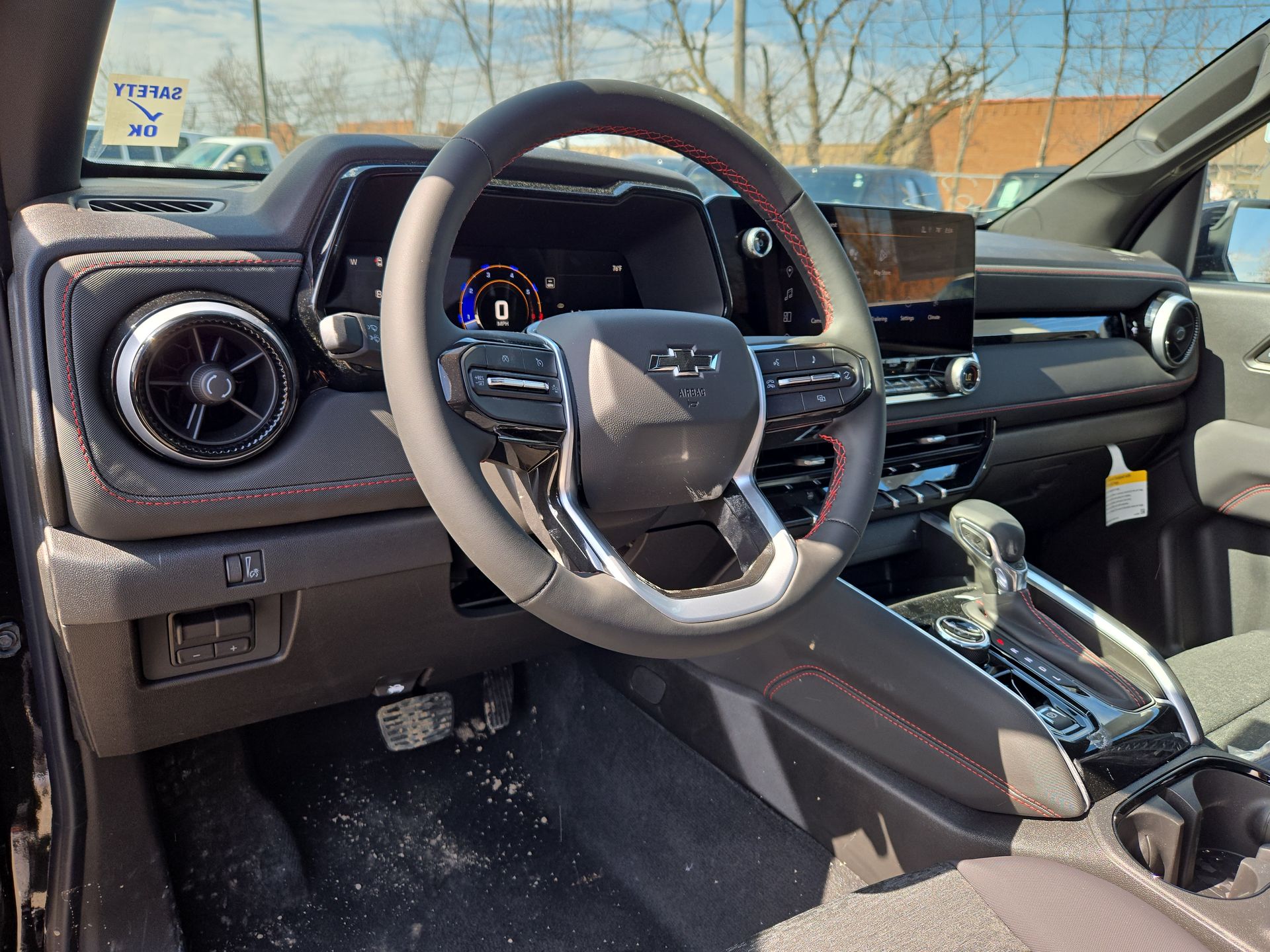 2025 Chevrolet Colorado Z71 photo 15