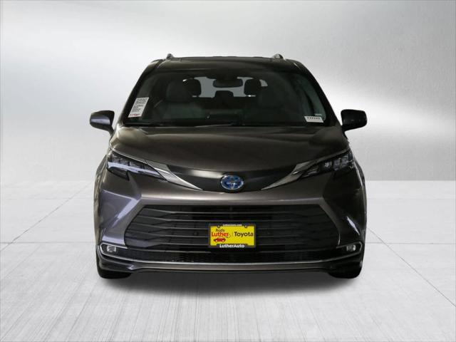 Certified 2024 Toyota Sienna XLE with VIN 5TDYRKEC6RS207395 for sale in Golden Valley, Minnesota