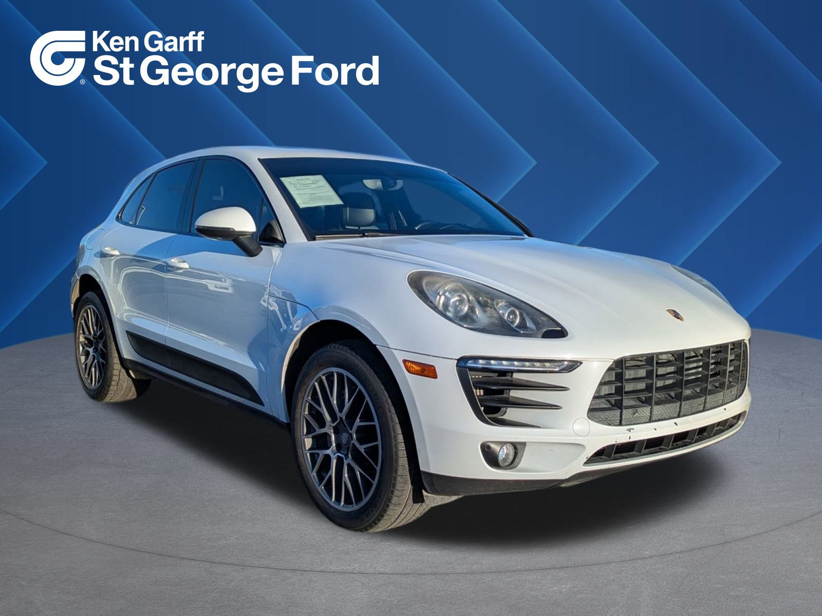 2016 Porsche Macan S's photo