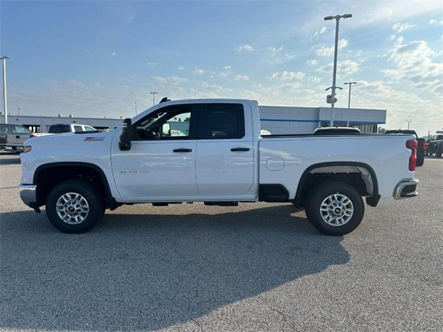 2026 Chevrolet Silverado 2500HD photo 2
