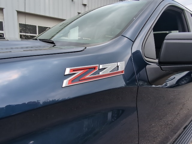 2022 Chevrolet Silverado 1500 Custom Trail Boss photo 2