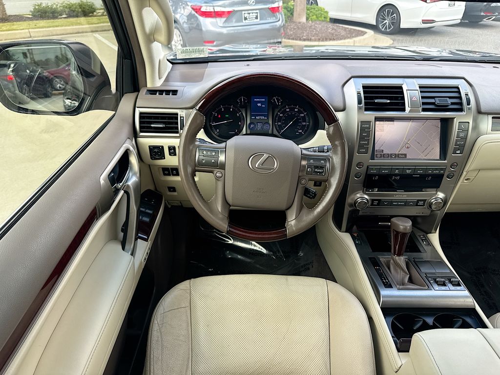 2018 Lexus GX 460 photo 12