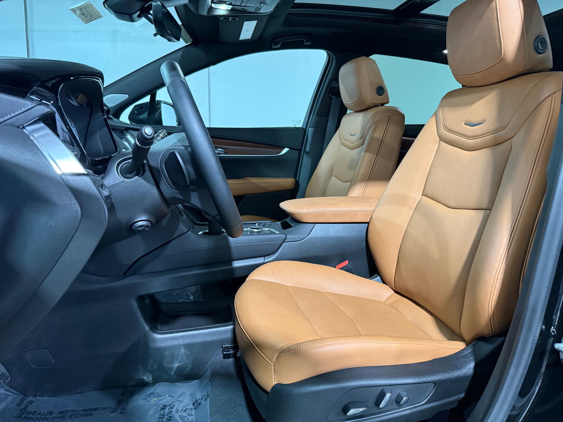 2025 Cadillac XT5 Premium Luxury photo 3