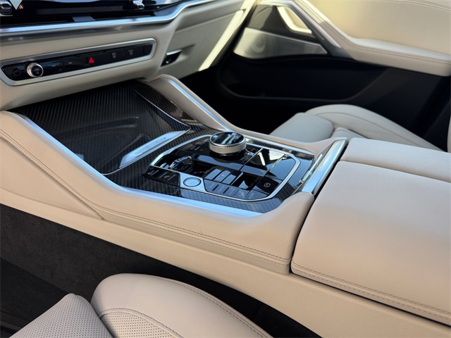 2026 Bmw X6 M photo 16
