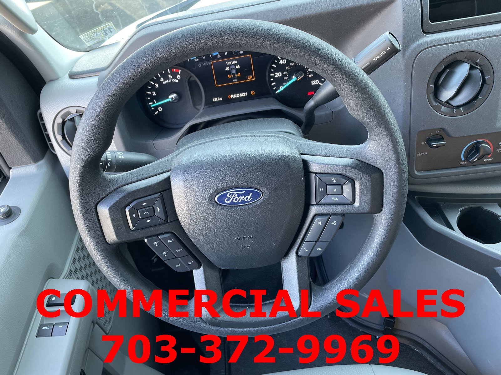 2025 Ford E-350 photo 22