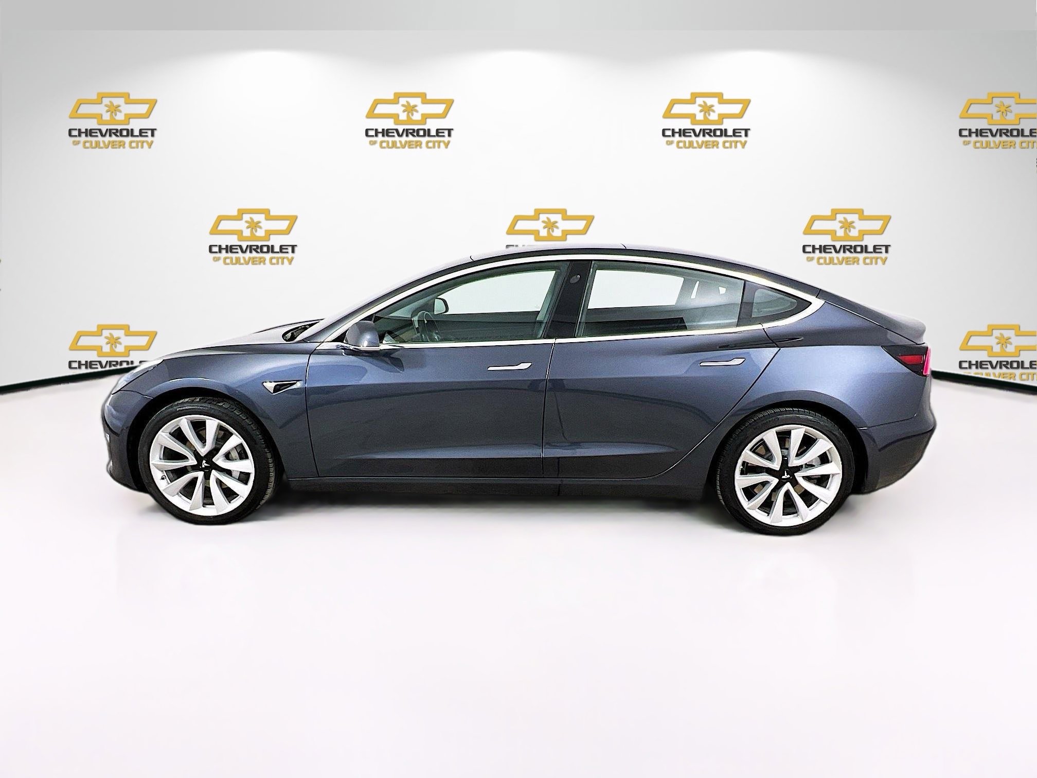 2018 Tesla Model 3 Long Range photo 4