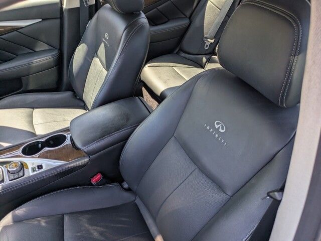 2014 Infiniti Q50 Premium photo 11