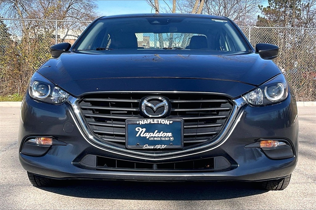 2018 Mazda Mazda3 Touring photo 2