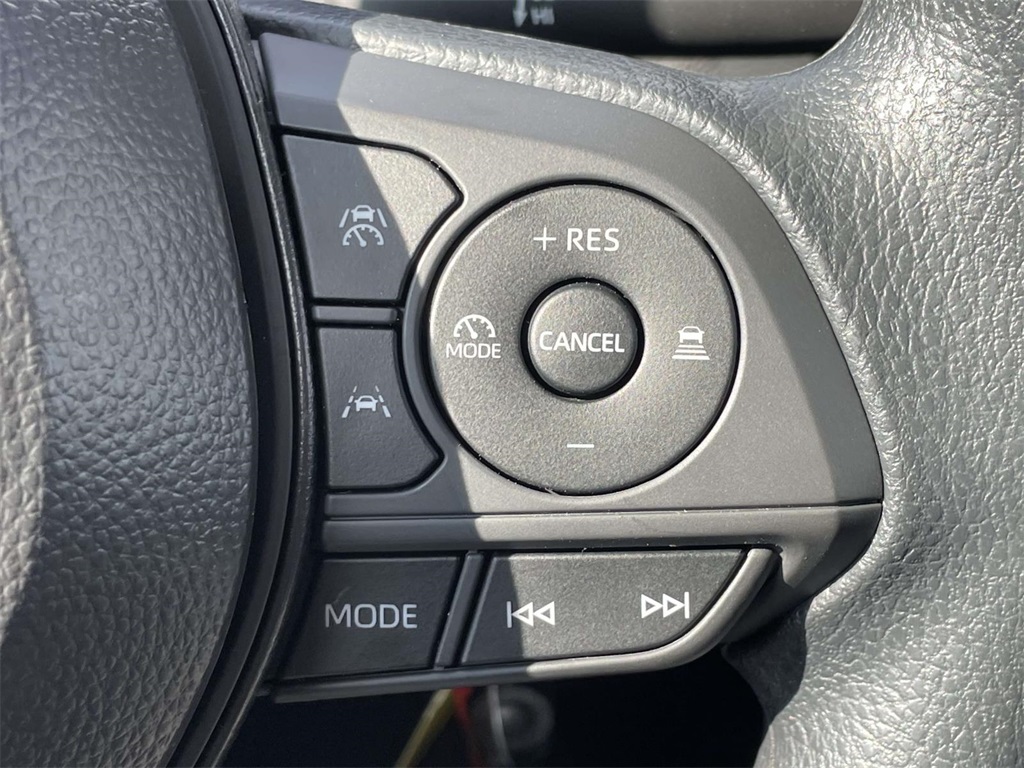 2026 Toyota Corolla LE photo 17
