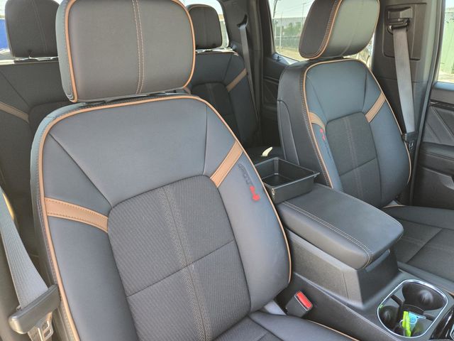 2025 Gmc Canyon AT4 photo 29