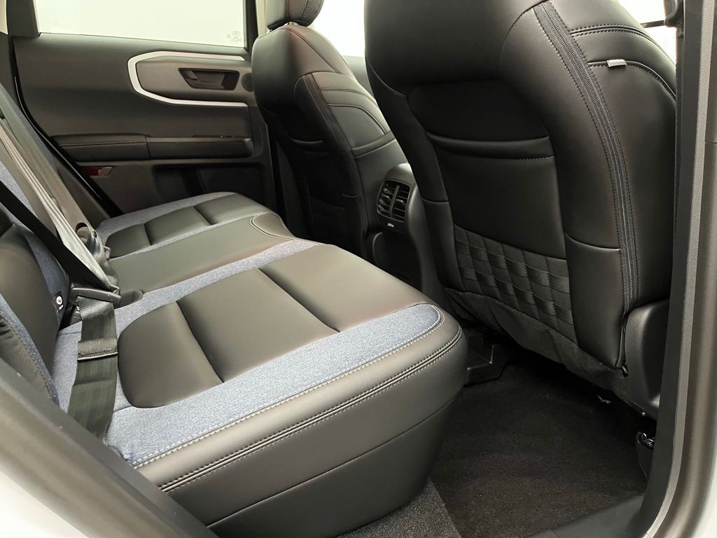 2025 Ford Bronco Sport Outer Banks photo 16