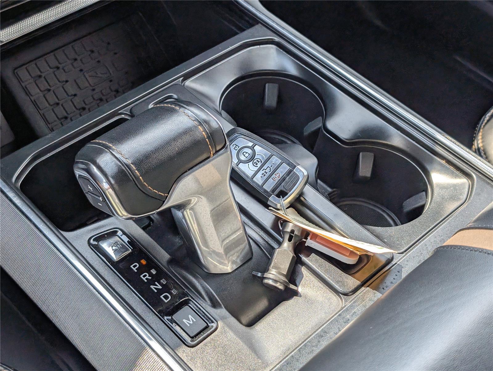 2023 Ford F-150 Platinum photo 22