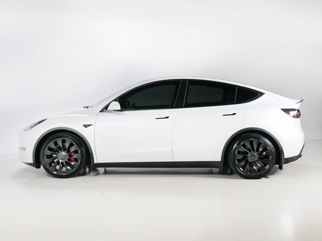 Used 2022 Tesla Model Y Performance with VIN 7SAYGDEF8NF456889 for sale in Louisville, KY