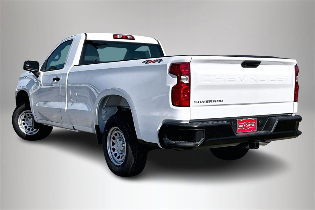 2024 Chevrolet Silverado 1500 photo 3