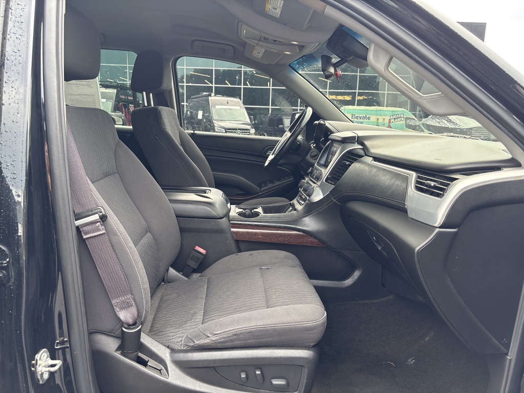 2017 Gmc Yukon SLE photo 18