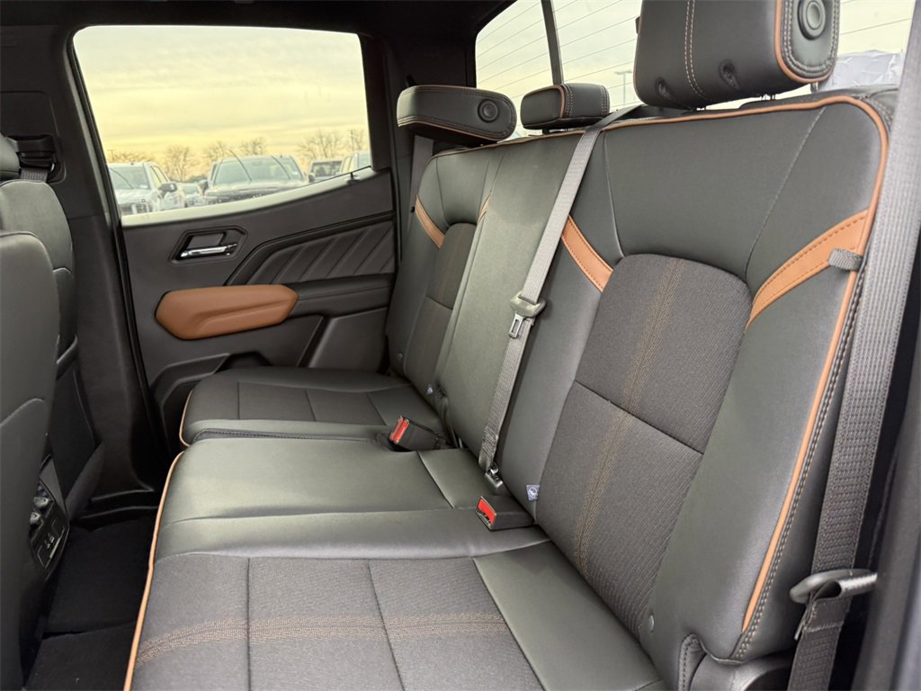 2026 GMC CANYON - Image 30