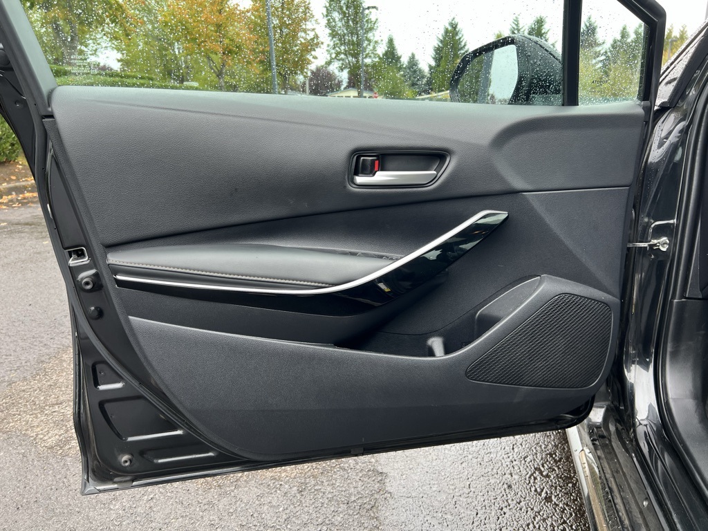 2021 Toyota Corolla XSE photo 9