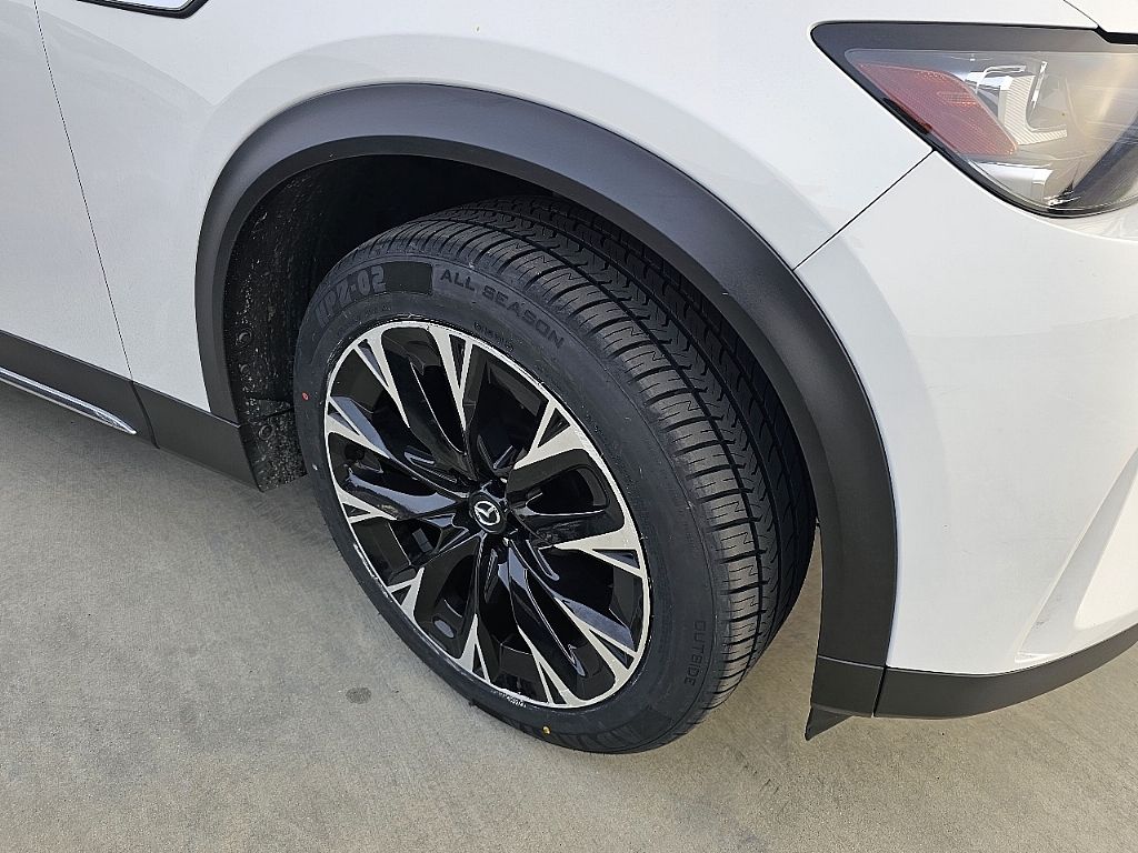 2024 Mazda CX-90 Premium Plus photo 4