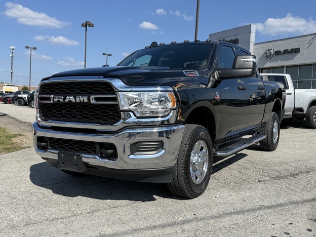 2024 Ram 2500 Tradesman photo 2
