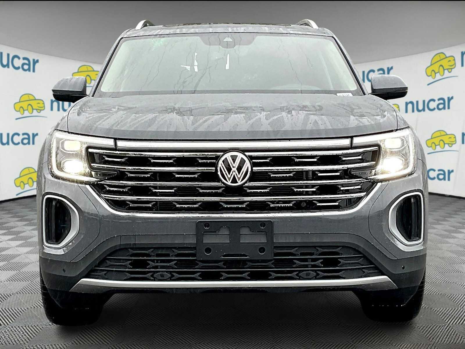 2026 Volkswagen Atlas SEL photo 2
