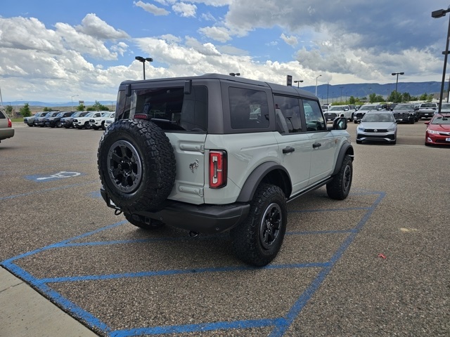 2022 Ford Bronco Badlands photo 4