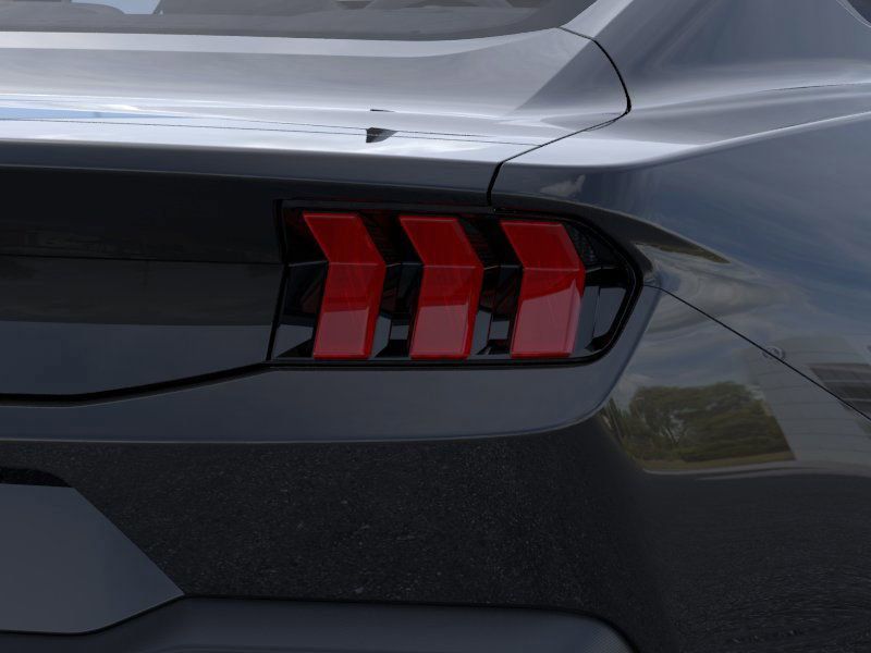 2025 Ford Mustang EcoBoost photo 20