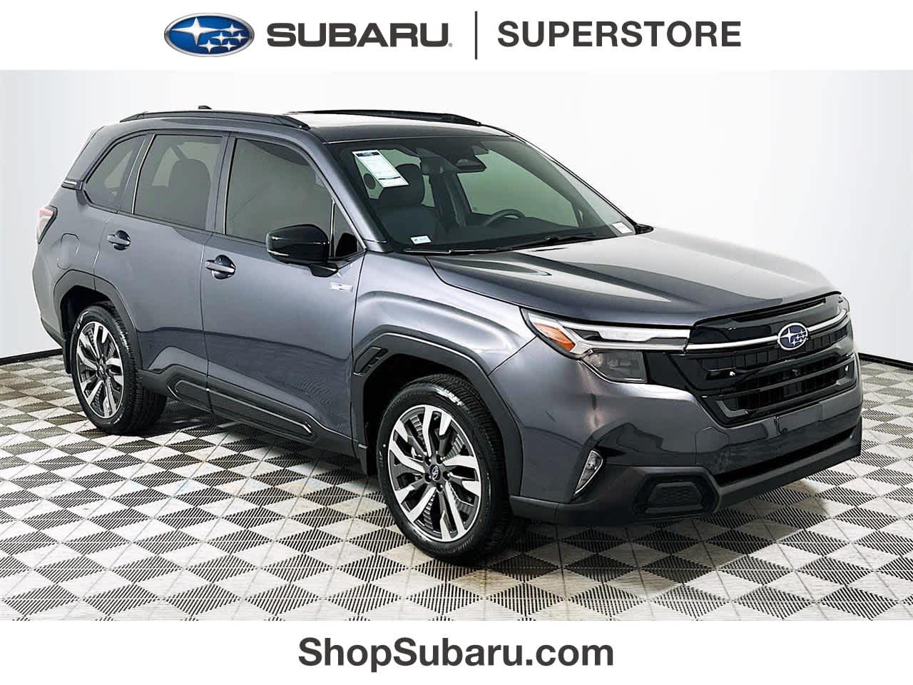 2025 Subaru Forester Touring's photo