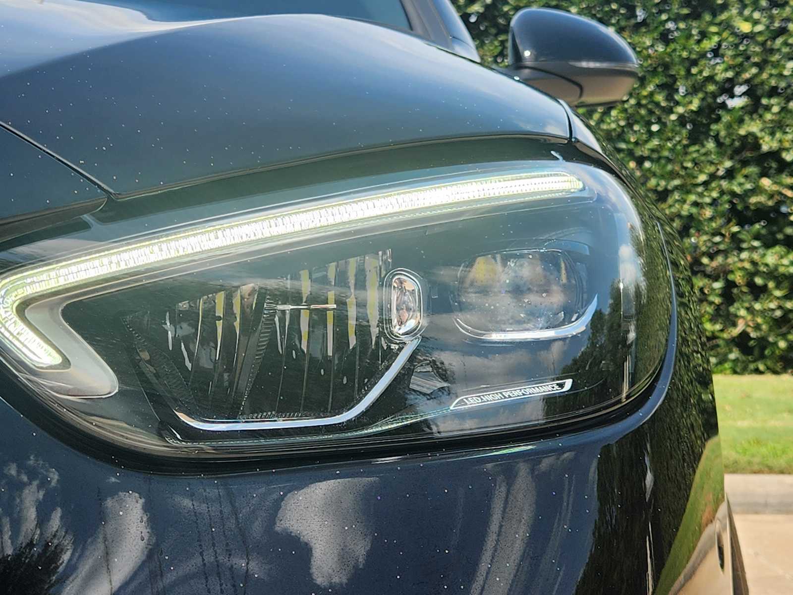2025 Mercedes Benz C 300 photo 8