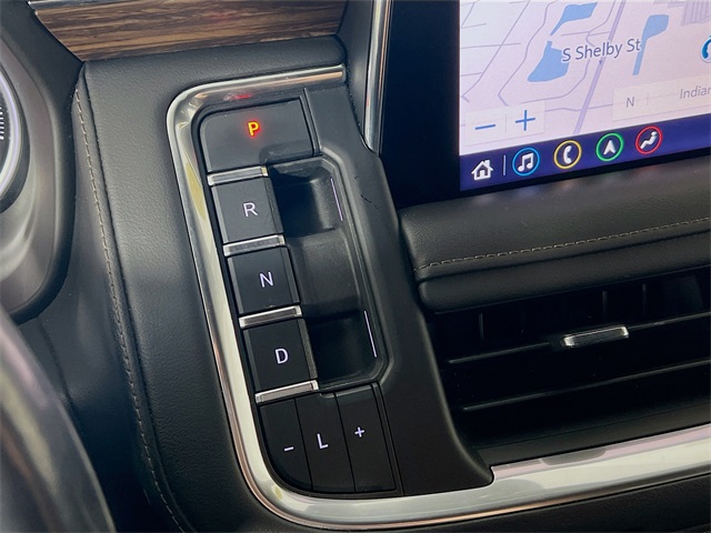 2021 Chevrolet Suburban High Country photo 20