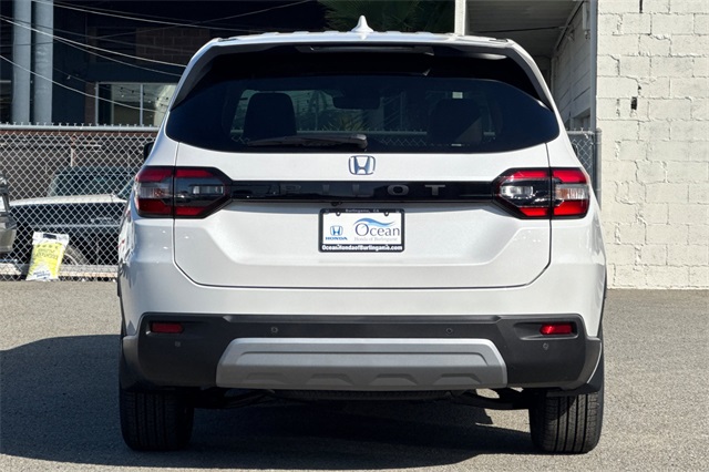 2025 Honda Pilot EX-L photo 3