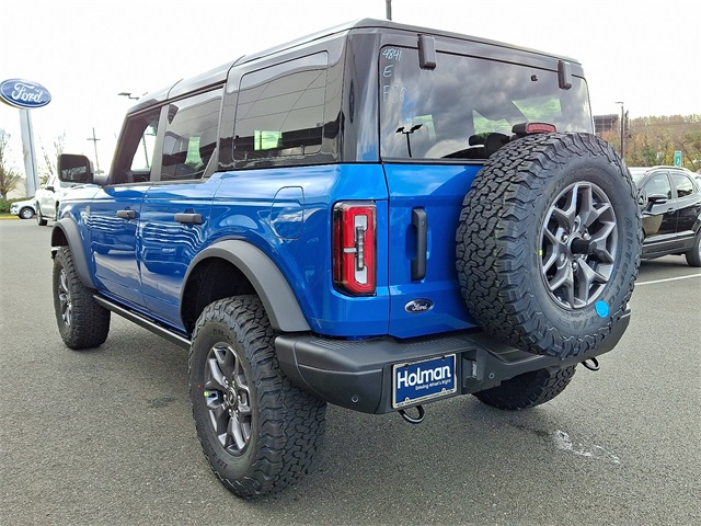 2025 Ford Bronco Badlands photo 3