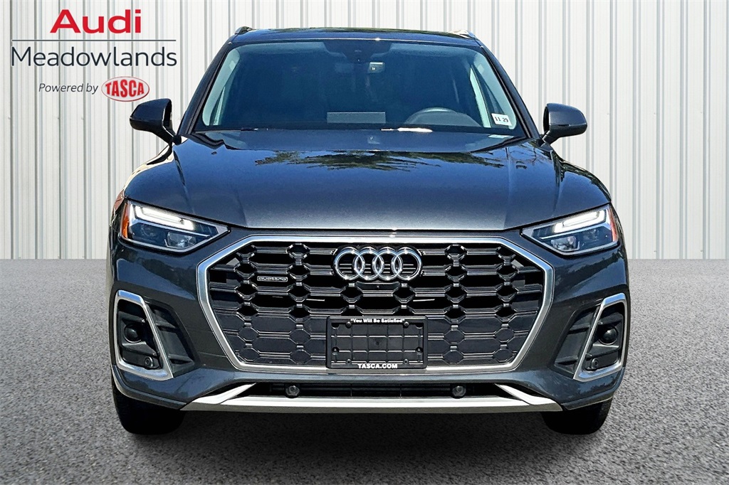 2025 Audi Q5 45 S line Premium Plus photo 2