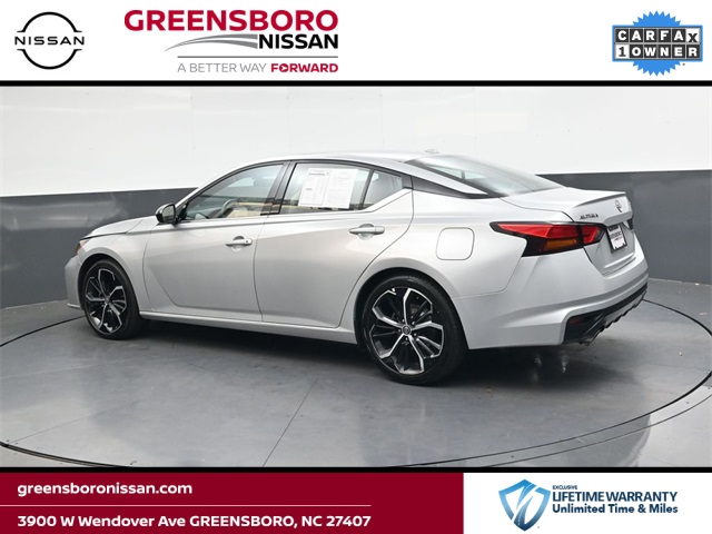 2024 Nissan Altima 2.5 SR photo 3