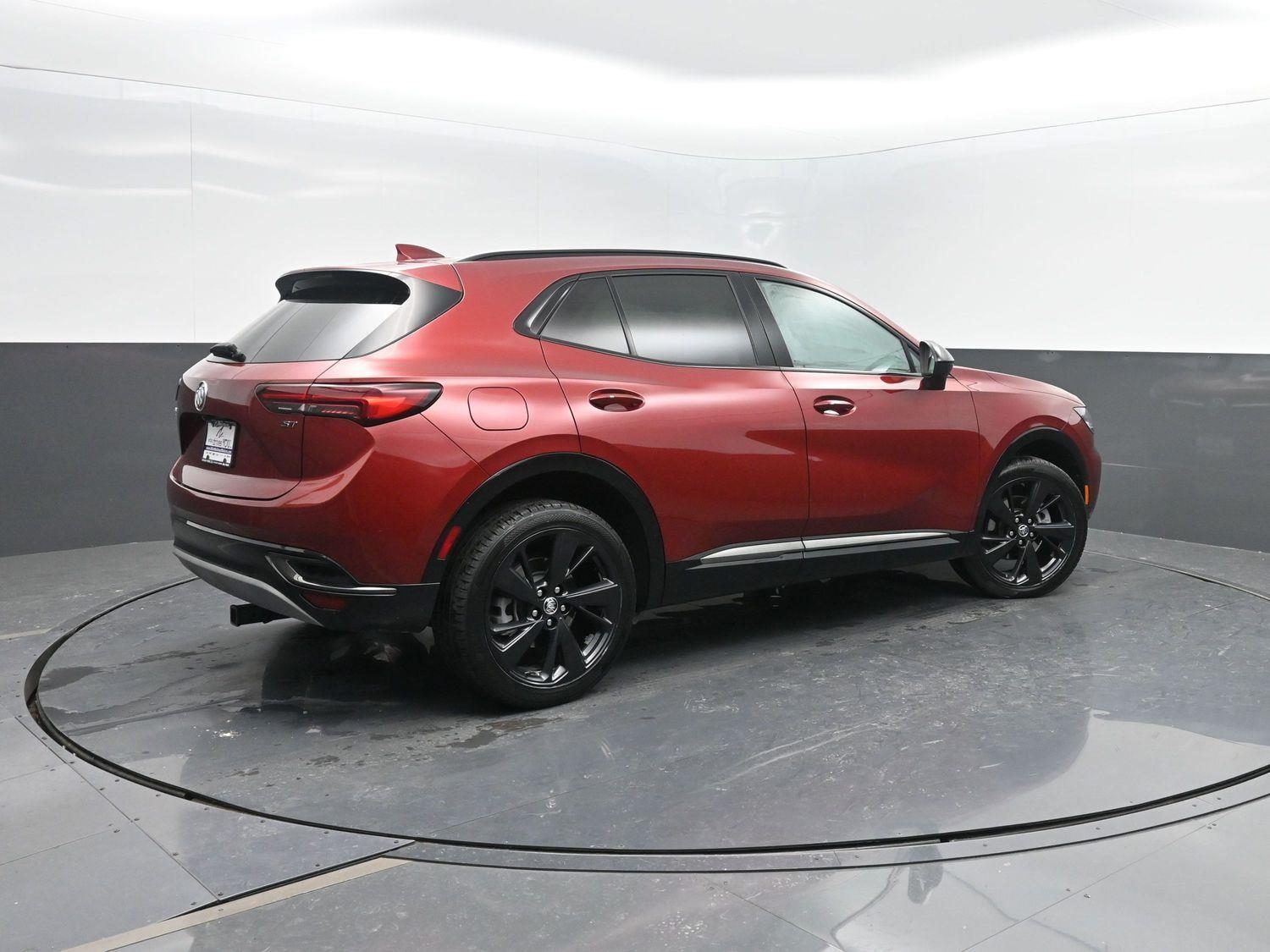 2023 Buick Envision Essence's photo