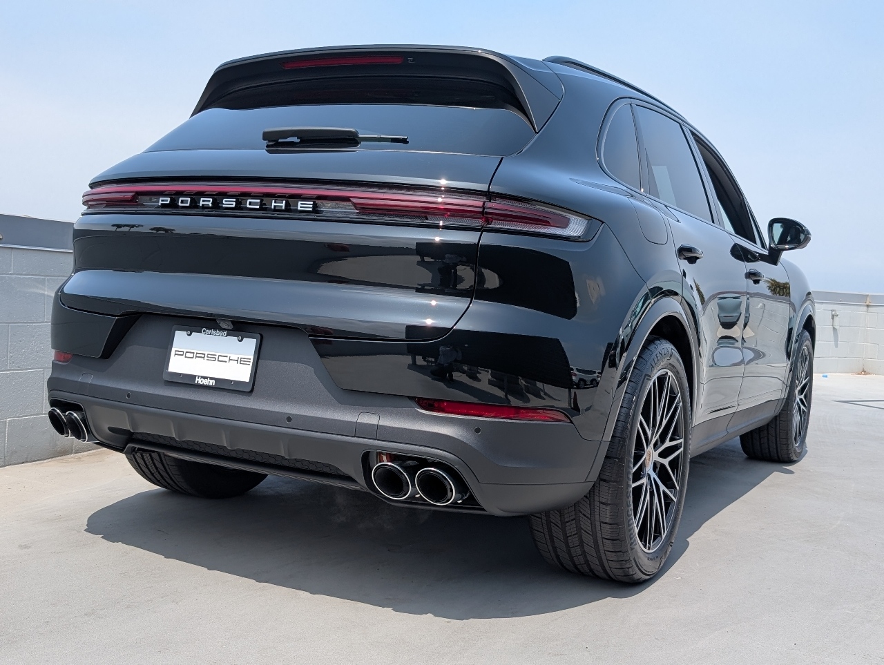 2025 Porsche Cayenne photo 22