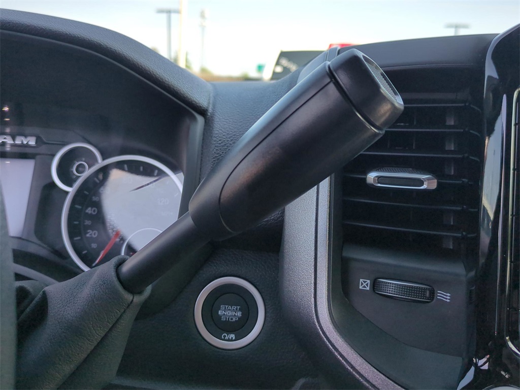 2025 Ram 2500 Tradesman photo 15