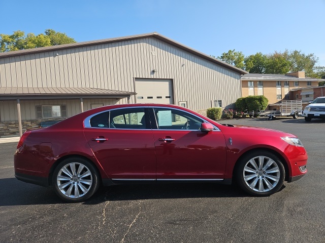 2015 Lincoln MKS EcoBoost photo 9