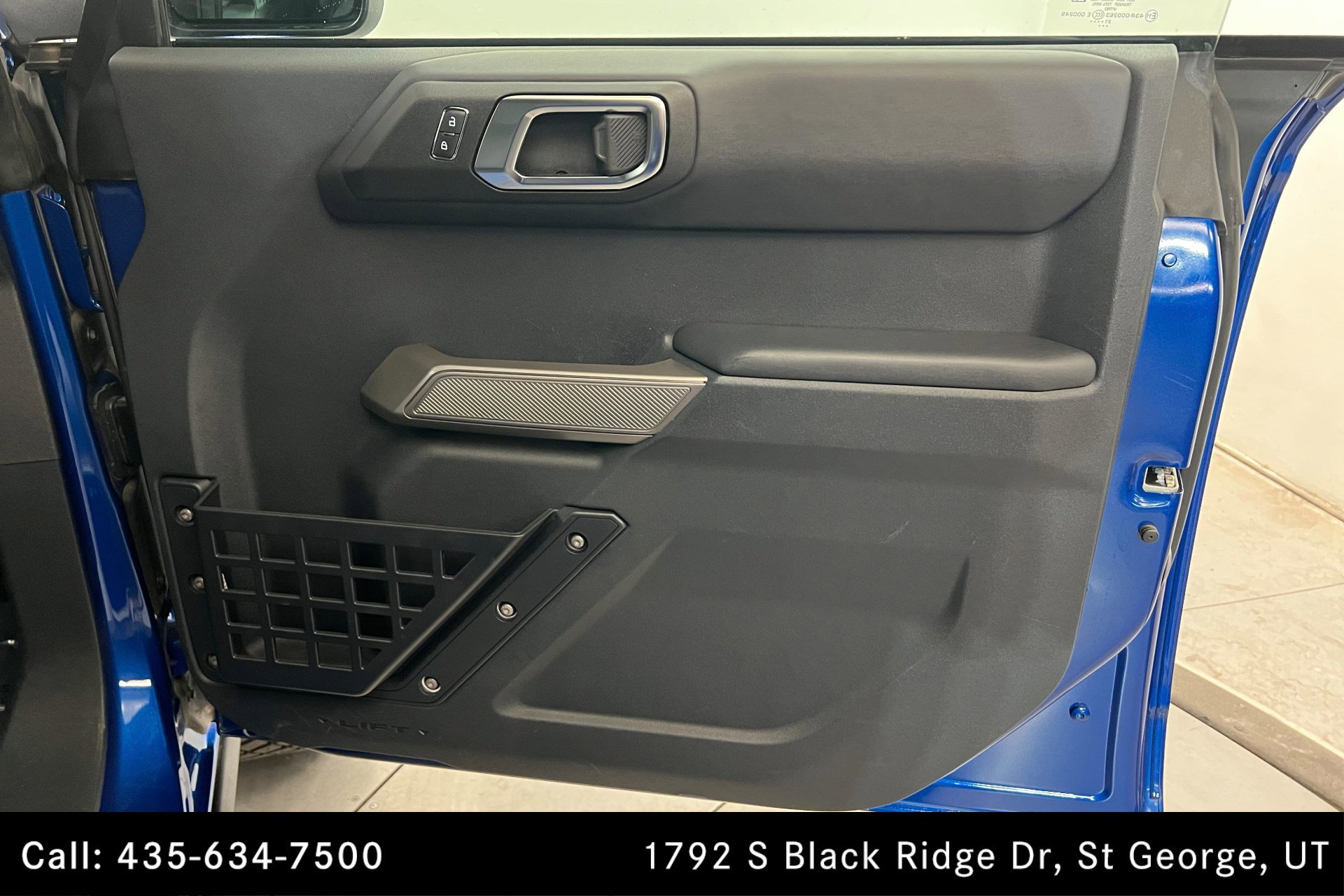 2021 Ford Bronco First Edition photo 20