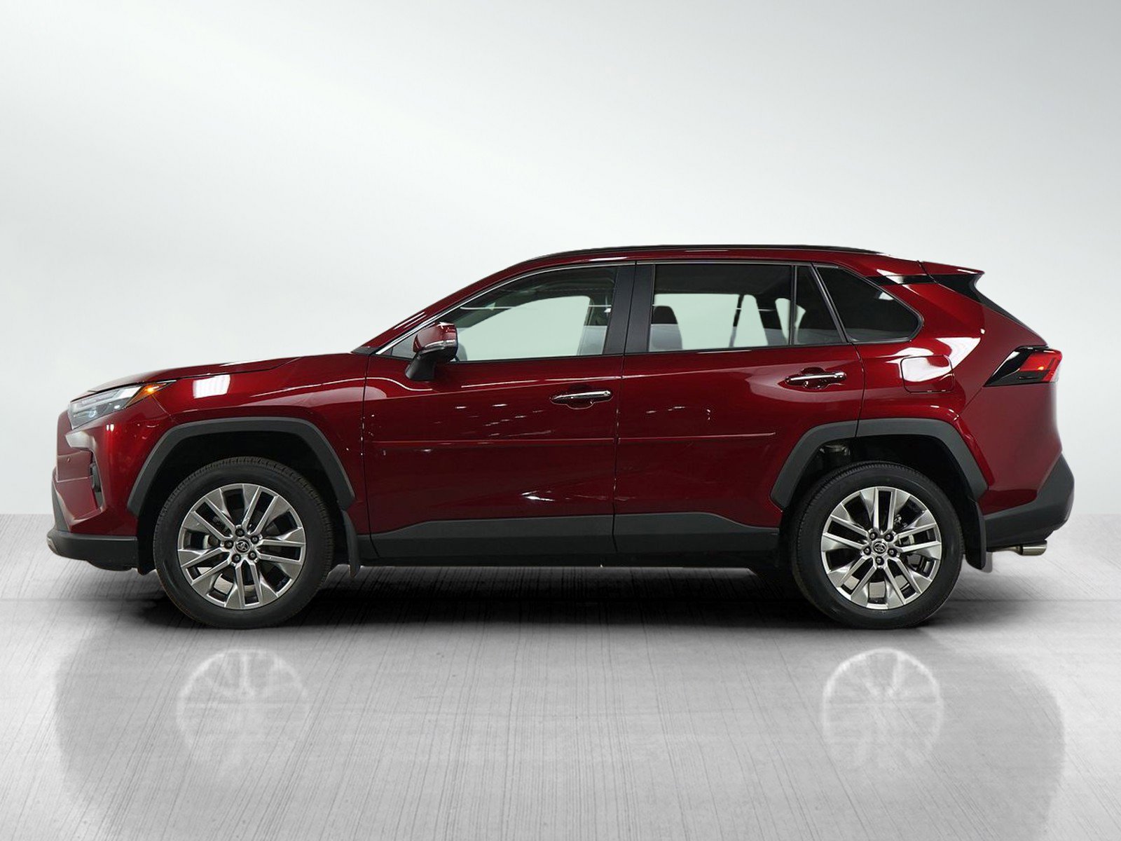 Used 2022 Toyota RAV4 Limited with VIN 2T3N1RFV2NW291209 for sale in Burnsville, Minnesota