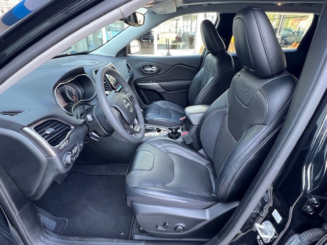 2022 Jeep Cherokee Limited photo 9