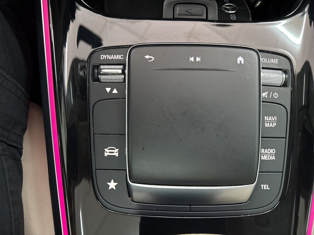 2021 Mercedes Benz GLB 250 photo 33