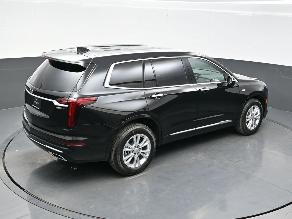 2025 Cadillac XT6 Luxury photo 29