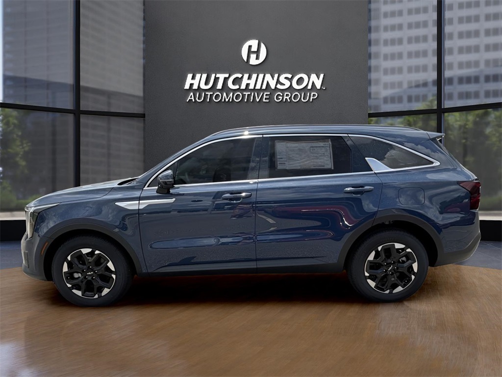 2025 Kia Sorento S photo 4
