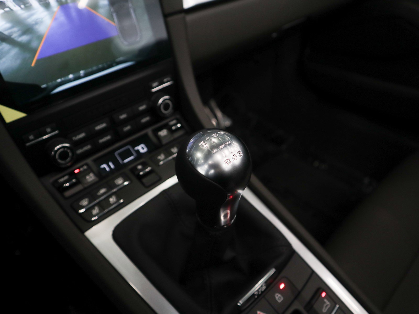 New 2025 Aventurine Green Metallic Porsche  image 20