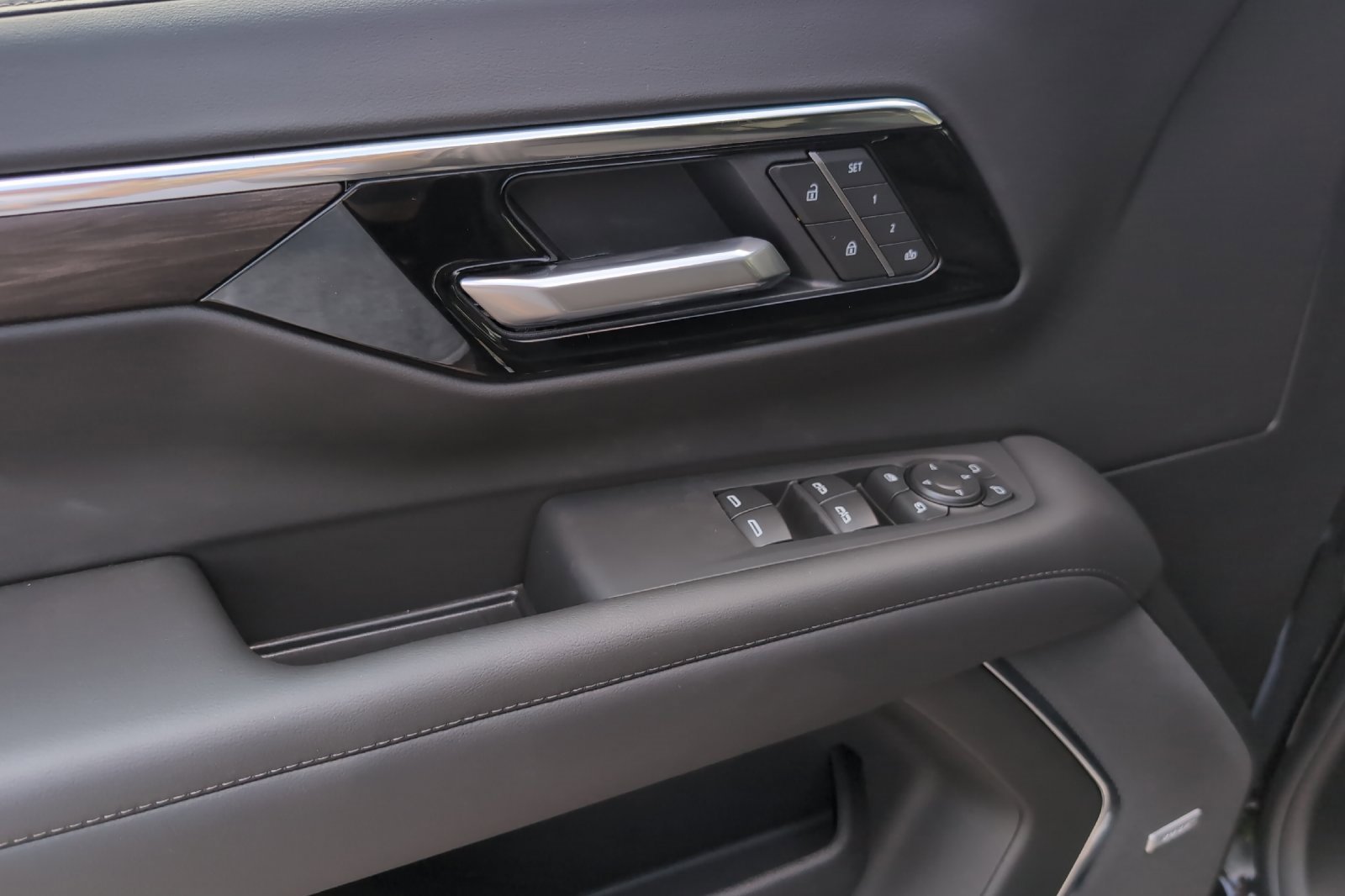 2026 Chevrolet Tahoe Z71 photo 11