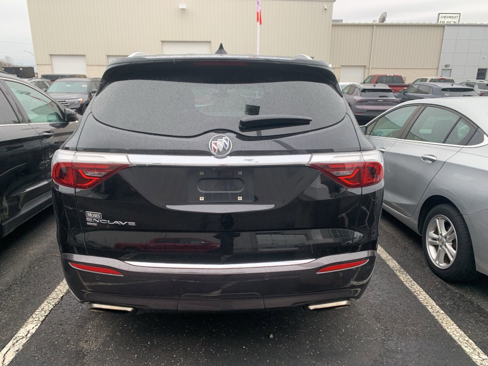 2023 Buick Enclave Premium photo 3