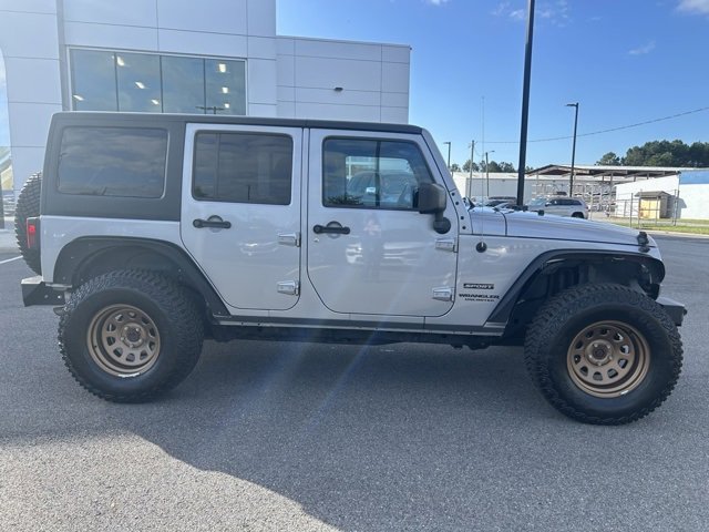 2016 Jeep Wrangler Unlimited Sport photo 2