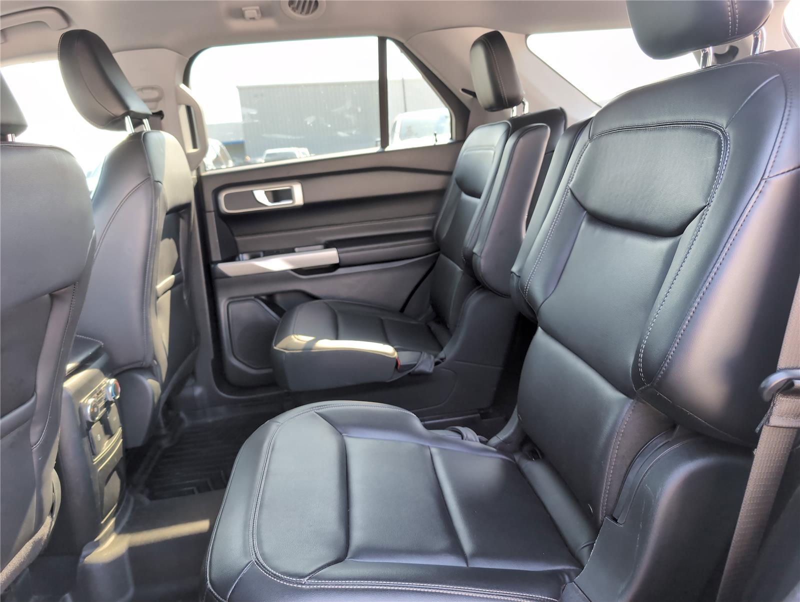 2022 Ford Explorer XLT photo 23