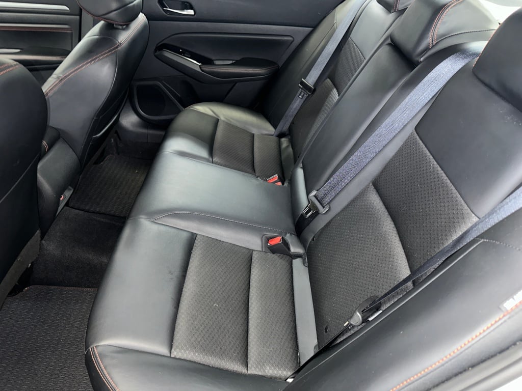 2023 Nissan Altima 2.5 SR photo 15